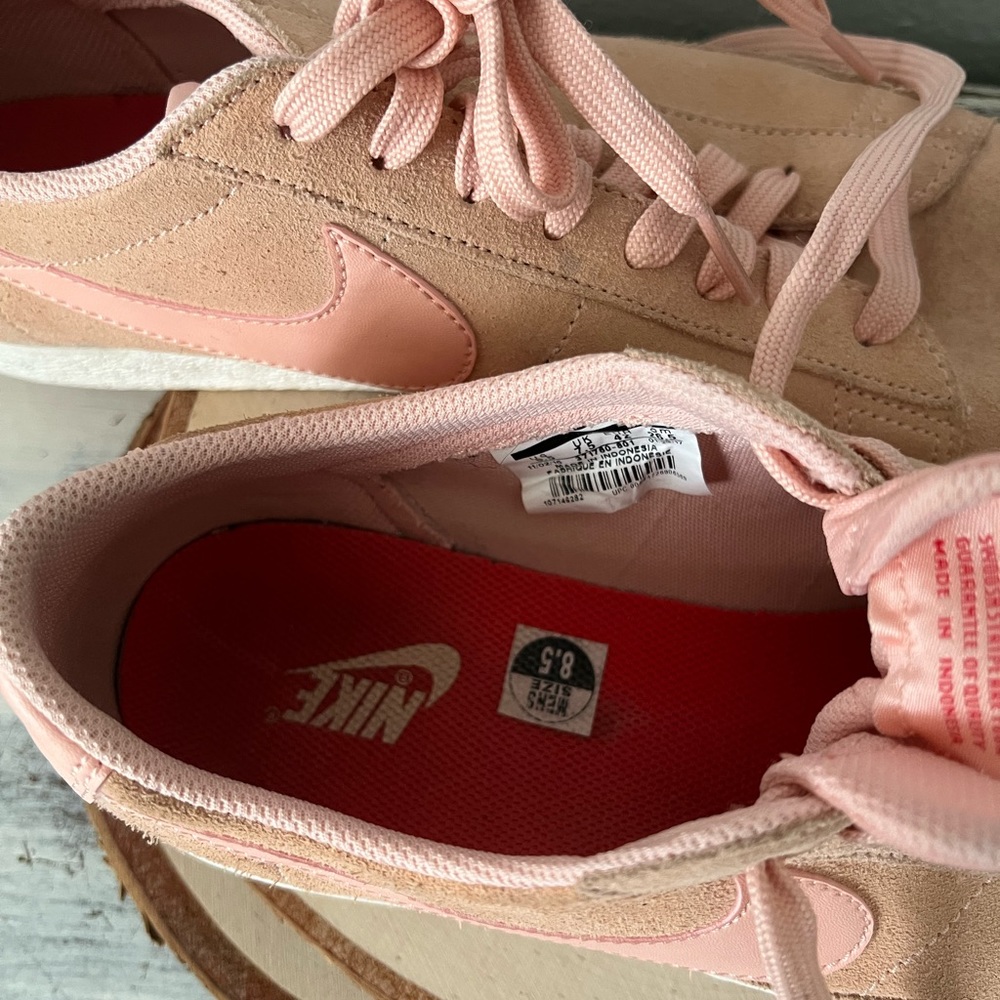 Nike Blazer Low Men 8.5 Women’s 9.5/10 Peach Pink Suede Retro Athletic Sneakers - Picture 9 of 9